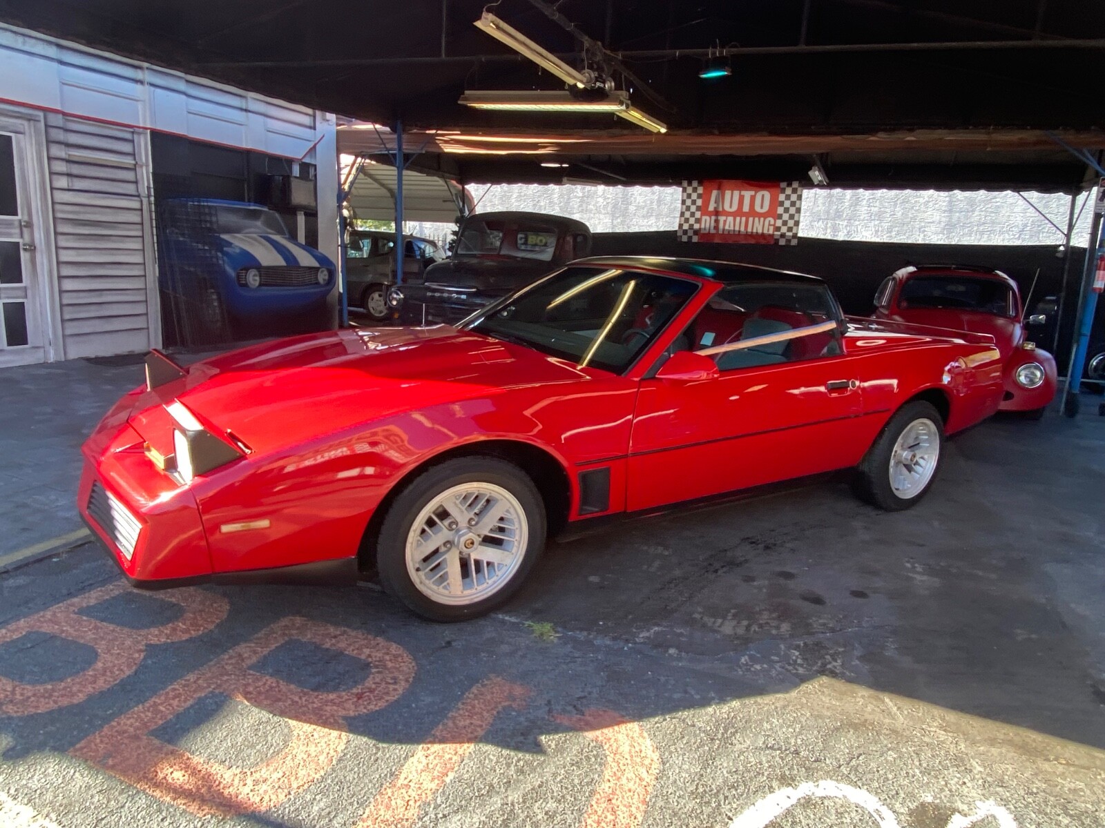 Pontiac-Firebird-1983-Coupe-3