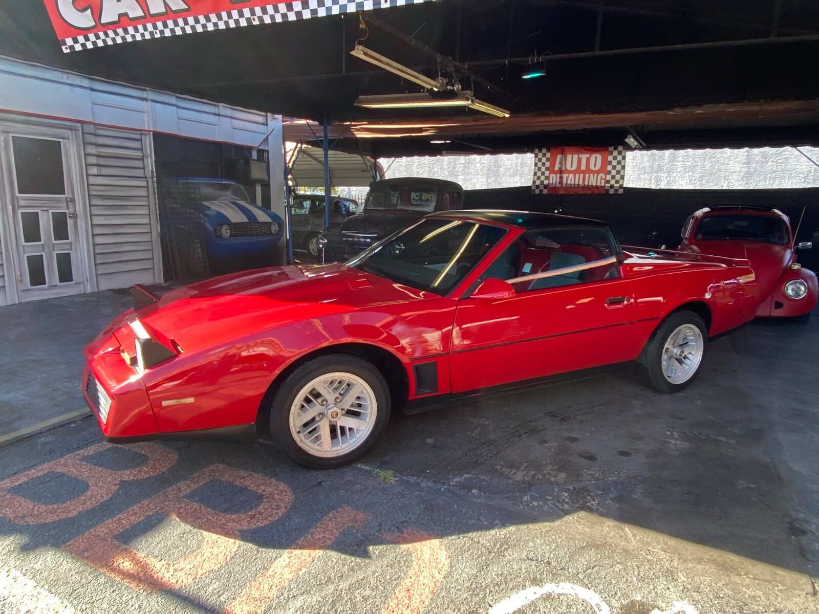 Pontiac-Firebird-1983-Coupe-4