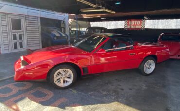 Pontiac-Firebird-1983-Coupe-6