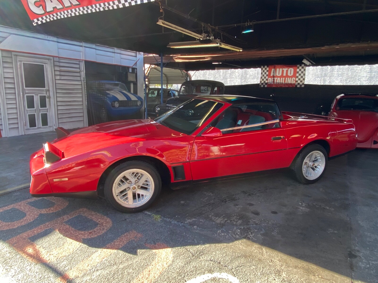 Pontiac-Firebird-1983-Coupe-6
