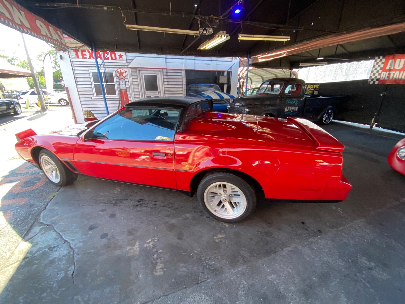 Pontiac-Firebird-1983-Coupe-7