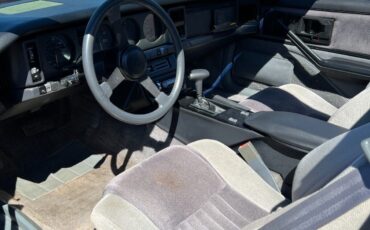 Pontiac-Firebird-1986-Coupe-6