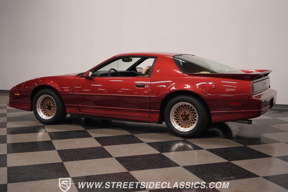 Pontiac-Firebird-1987-Hatchback-10