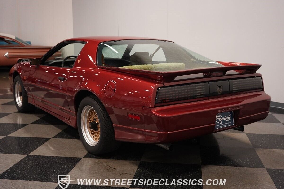 Pontiac-Firebird-1987-Hatchback-12