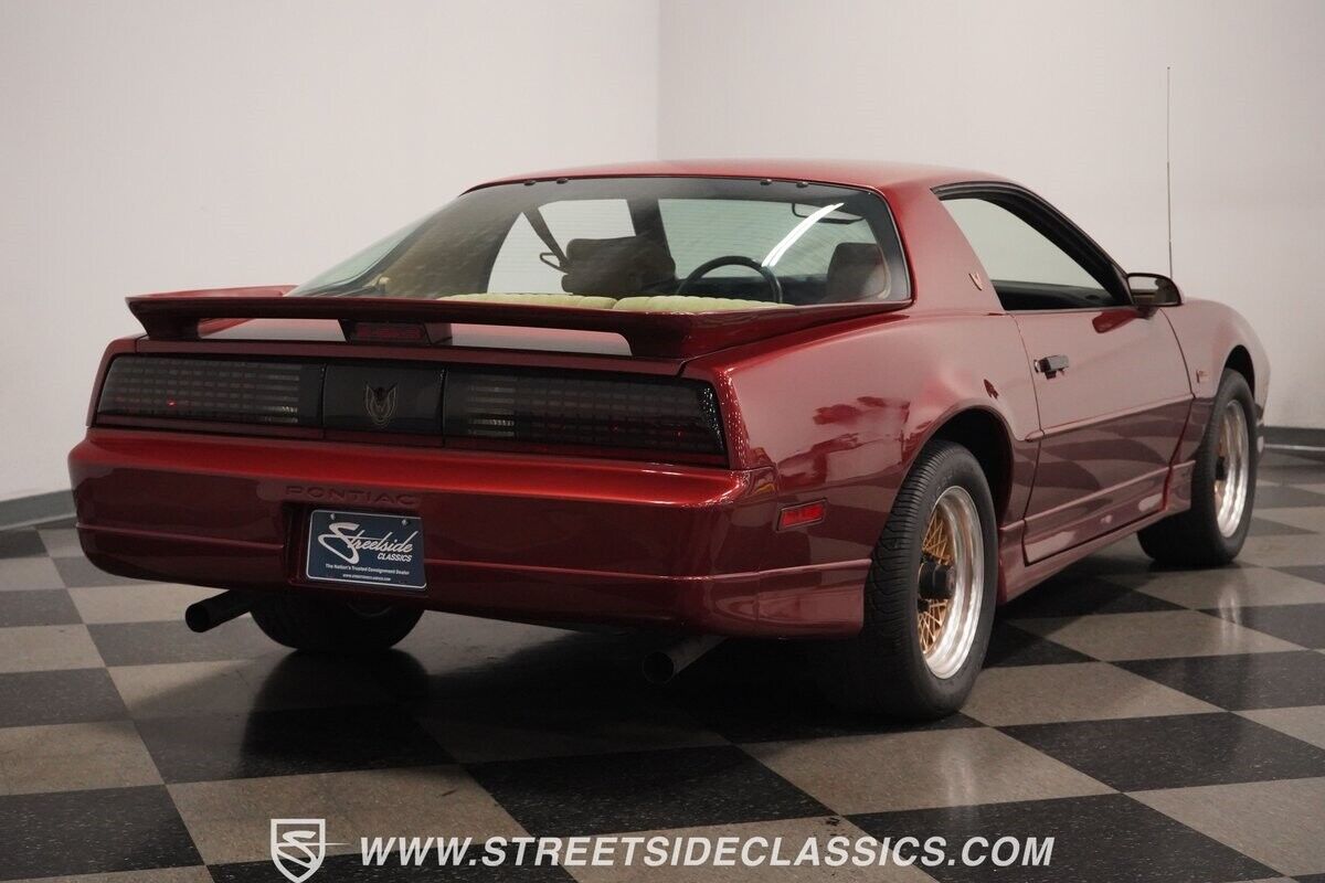 Pontiac-Firebird-1987-Hatchback-14
