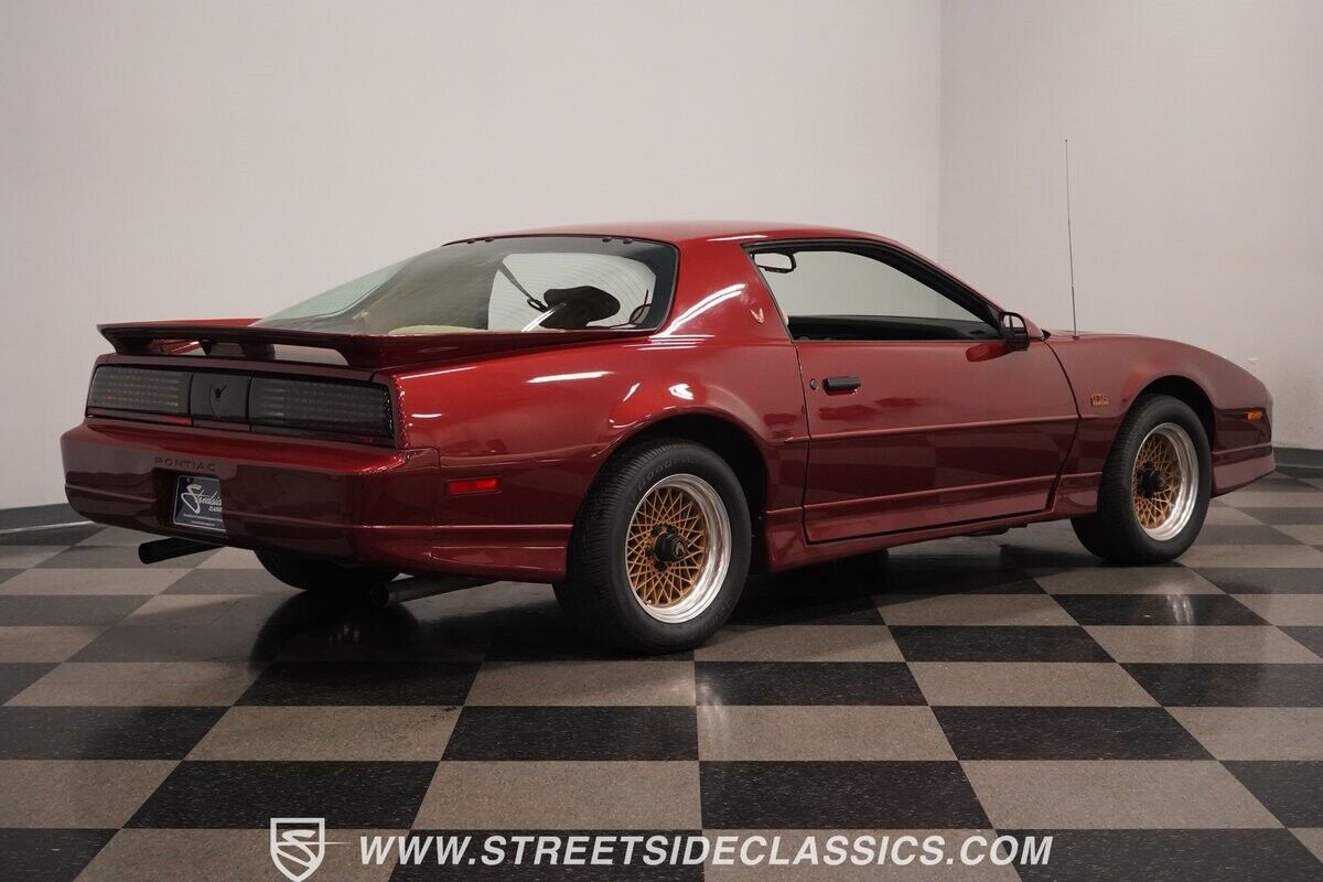 Pontiac-Firebird-1987-Hatchback-15
