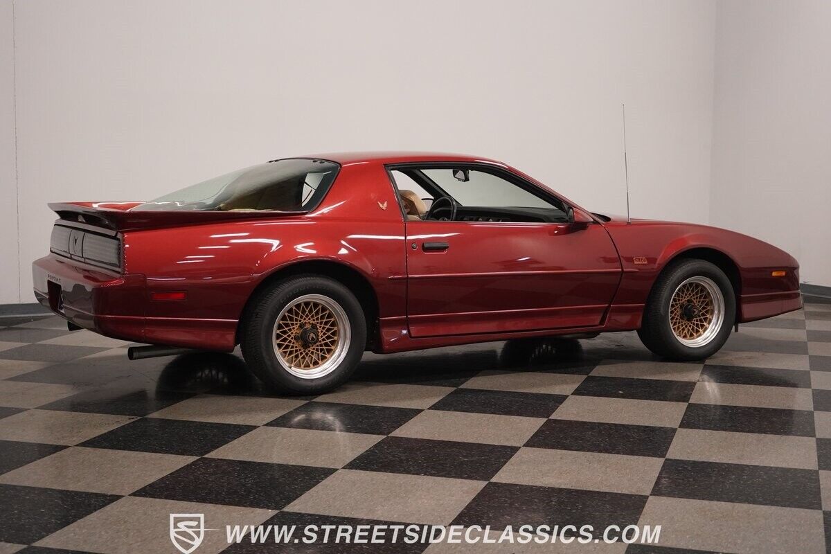 Pontiac-Firebird-1987-Hatchback-16