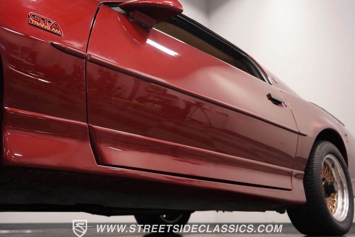 Pontiac-Firebird-1987-Hatchback-24