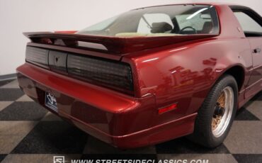 Pontiac-Firebird-1987-Hatchback-30
