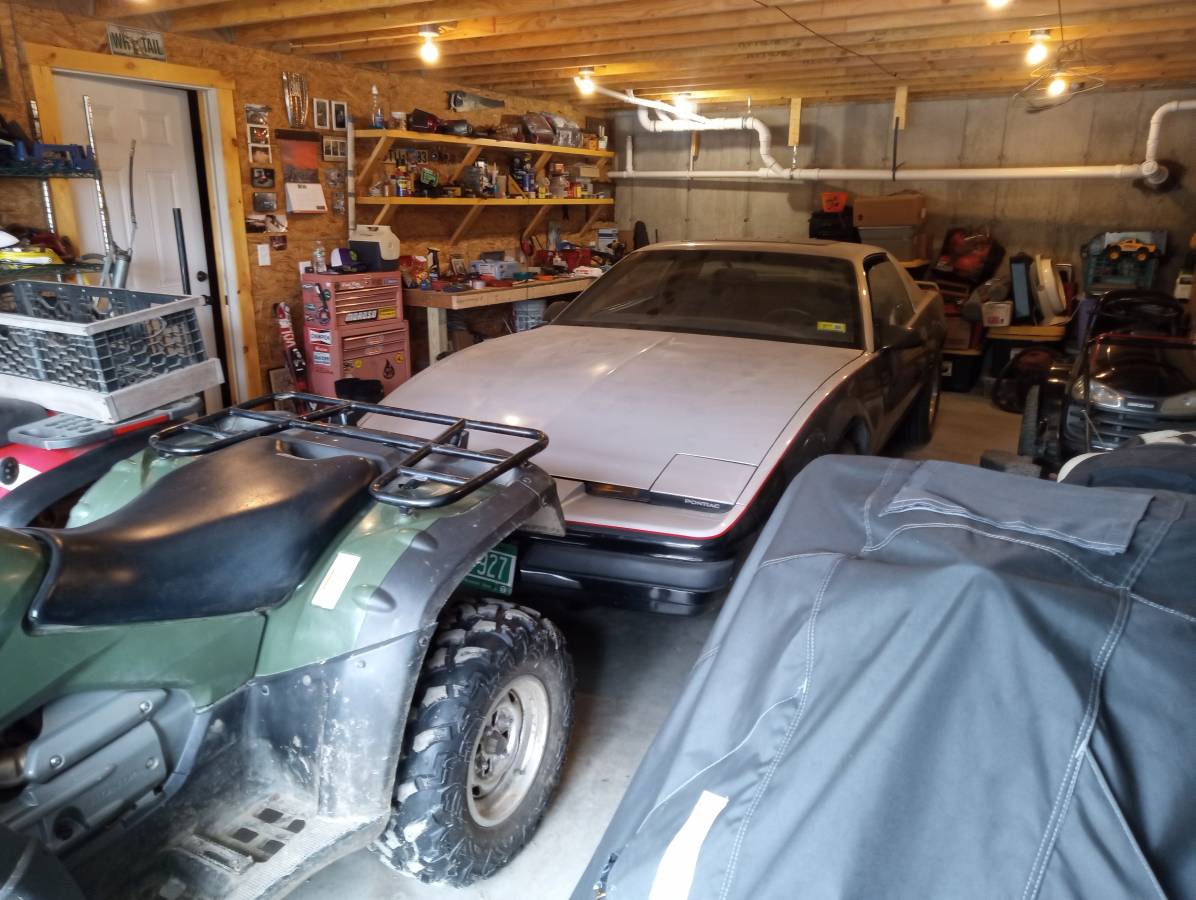 Pontiac Firebird  1987 custom