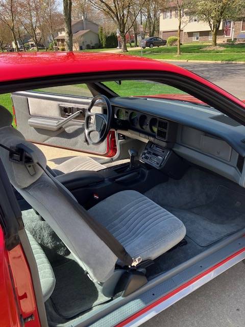 Pontiac-Firebird-1988-red-2