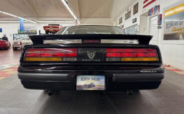 Pontiac-Firebird-1989-Hatchback-17