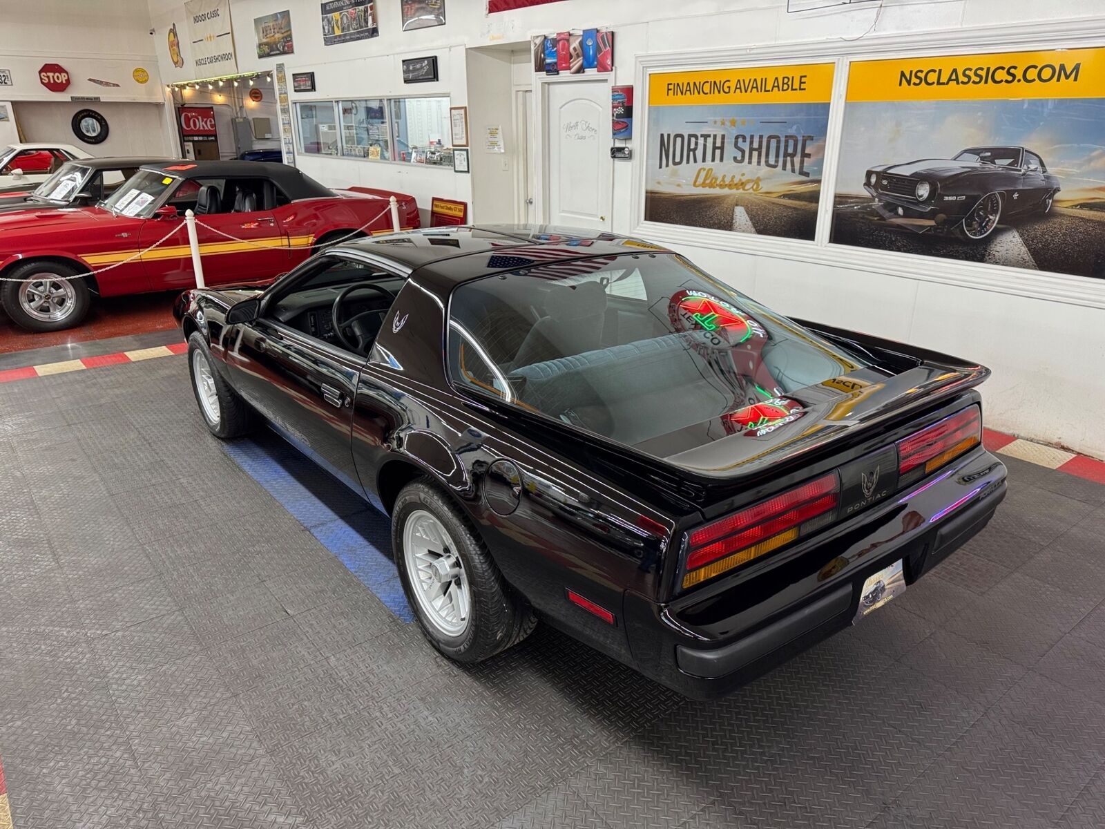 Pontiac-Firebird-1989-Hatchback-2