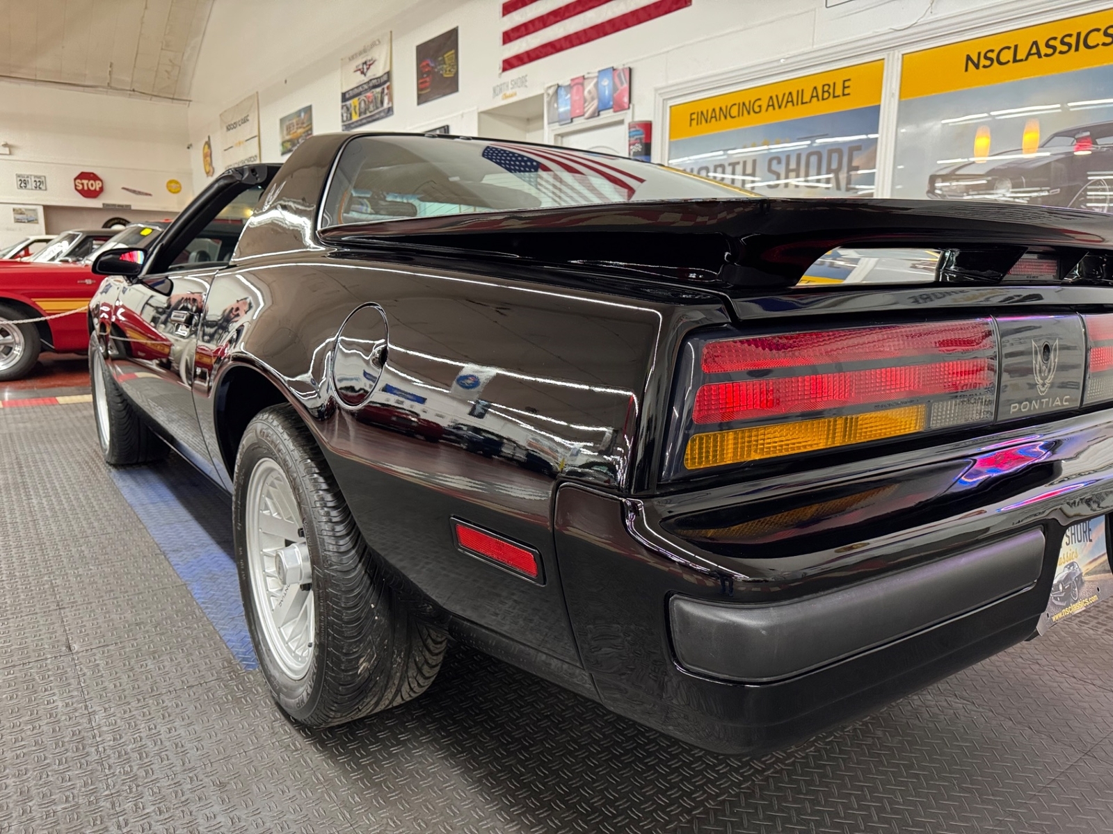 Pontiac-Firebird-1989-Hatchback-26