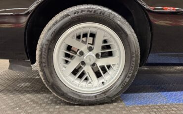 Pontiac-Firebird-1989-Hatchback-27