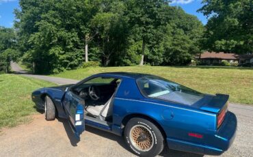 Pontiac-Firebird-1992-3