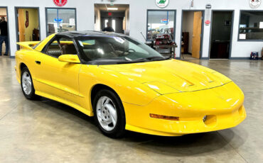 Pontiac-Firebird-1994-Hatchback-10