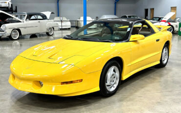Pontiac-Firebird-1994-Hatchback-12