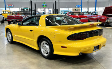 Pontiac-Firebird-1994-Hatchback-14