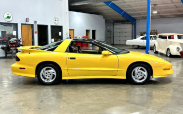Pontiac-Firebird-1994-Hatchback-17