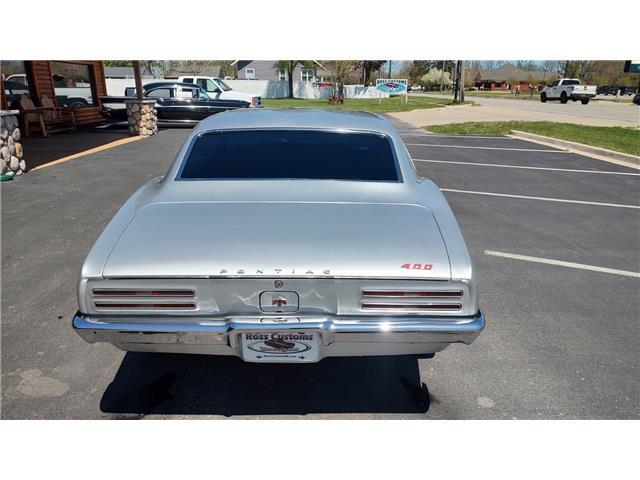 Pontiac-Firebird-40-1967-2-door-coupe-14