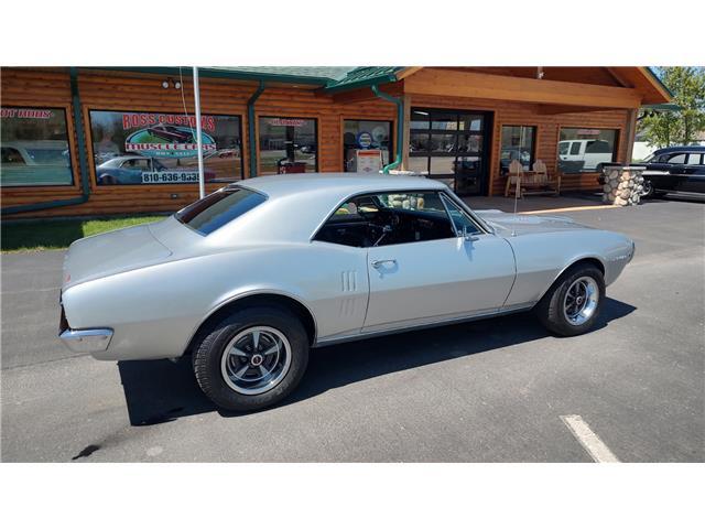 Pontiac-Firebird-40-1967-2-door-coupe-18