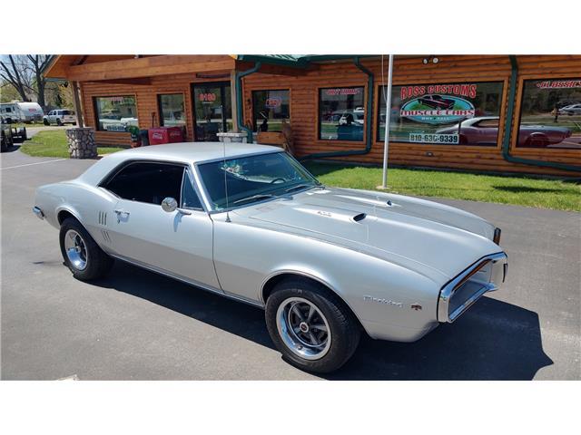 Pontiac-Firebird-40-1967-2-door-coupe-26