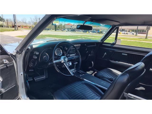 Pontiac-Firebird-40-1967-2-door-coupe-35