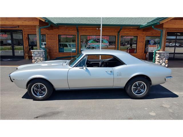 Pontiac-Firebird-40-1967-2-door-coupe-7