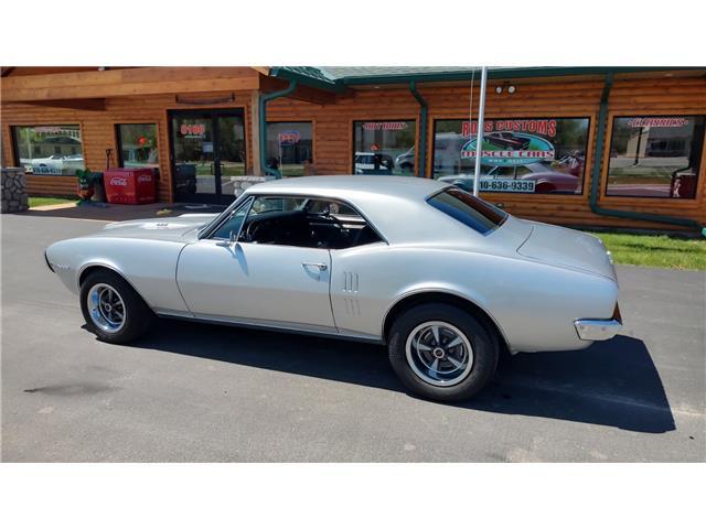 Pontiac-Firebird-40-1967-2-door-coupe-9
