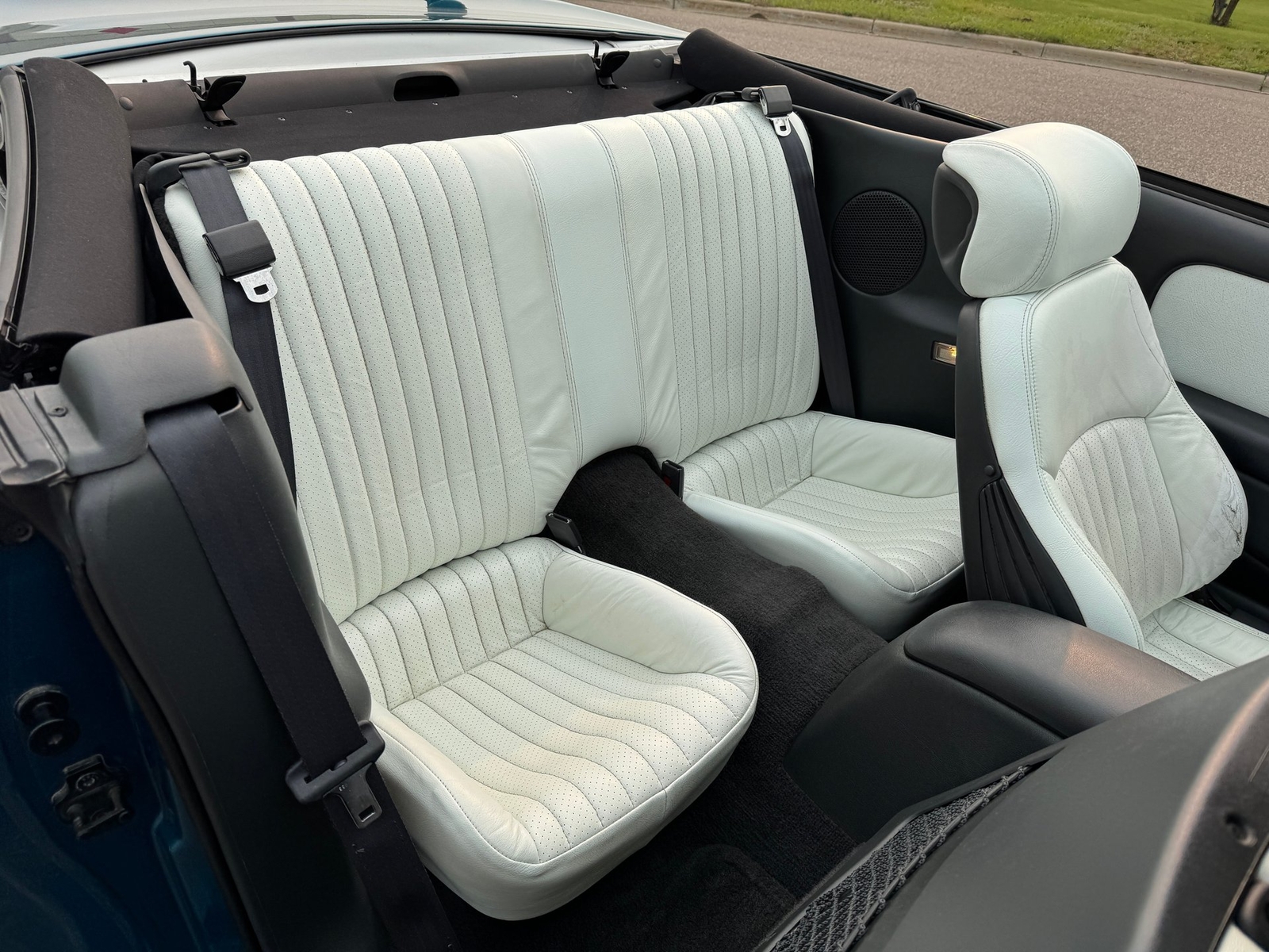 Pontiac-Firebird-Convertible-1995-Convertible-11