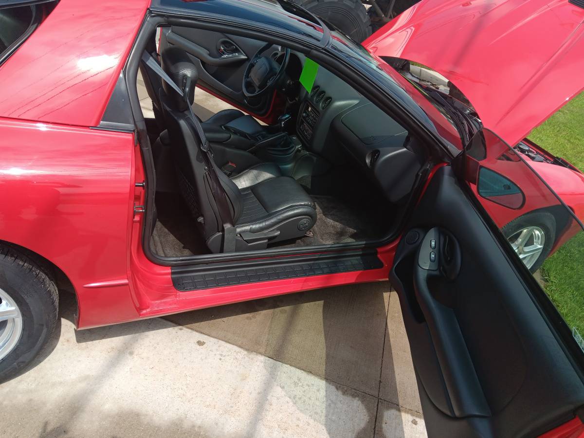 Pontiac-Firebird-formula-1995-red-4