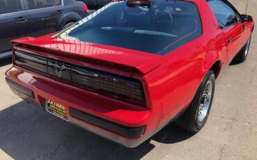 Pontiac-Firebird-se-1986-red-15