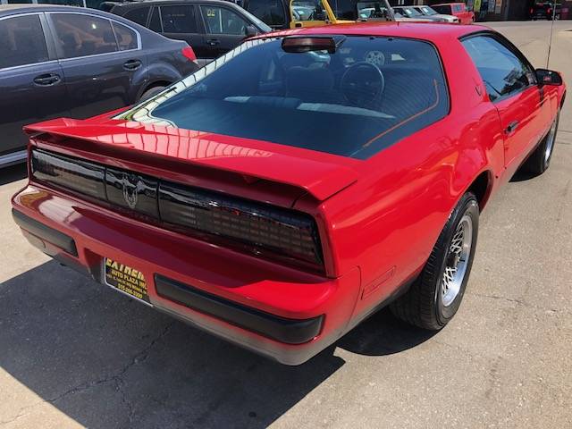 Pontiac-Firebird-se-1986-red-15