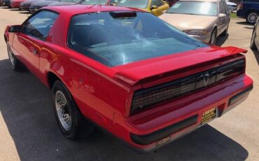 Pontiac-Firebird-se-1986-red-4