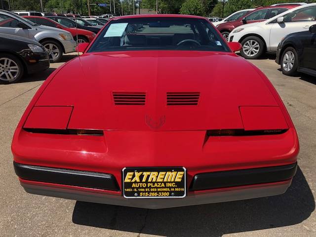 Pontiac-Firebird-se-1986-red-5