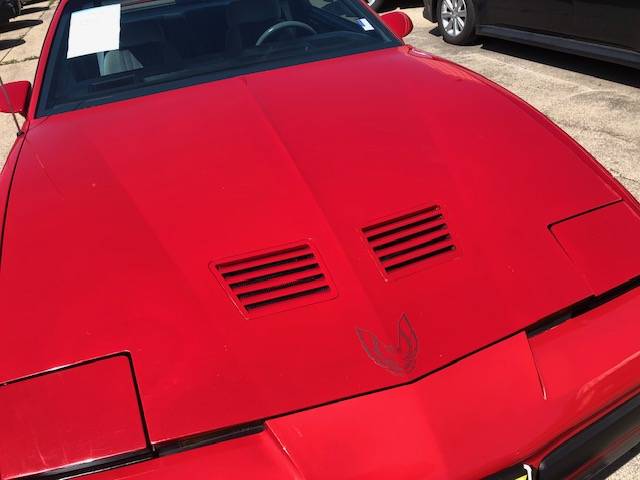 Pontiac-Firebird-se-1986-red-7