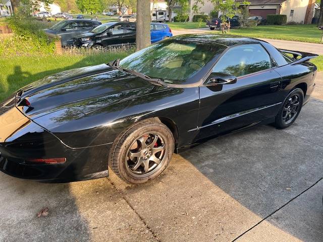 Pontiac-Firebird-trans-am-1993-black-4