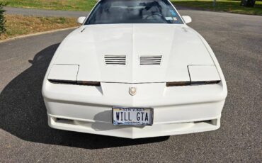 Pontiac-Firebird-trans-am-gta-1987-white-2
