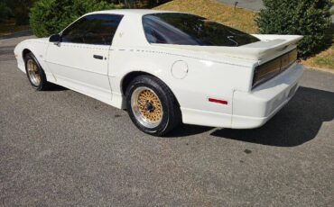 Pontiac-Firebird-trans-am-gta-1987-white-9