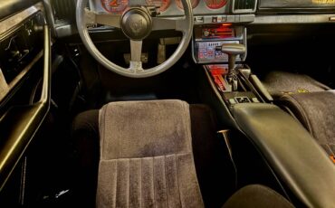 Pontiac-Firebird-transam-1985-black-10