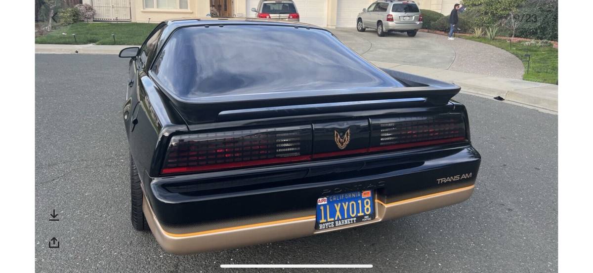 Pontiac-Firebird-transam-1985-black-23