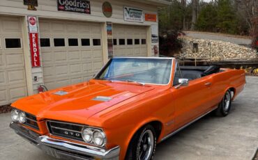 Pontiac-GTO-1964-Convertible-1