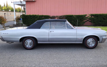 Pontiac-GTO-1964-Convertible