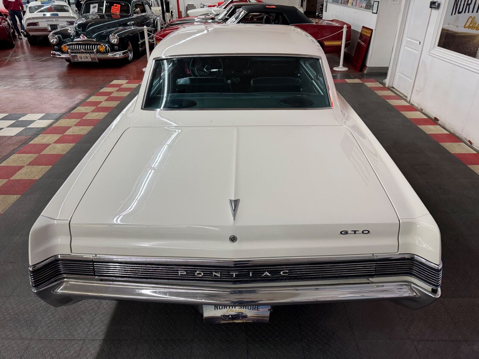 Pontiac-GTO-1965-11
