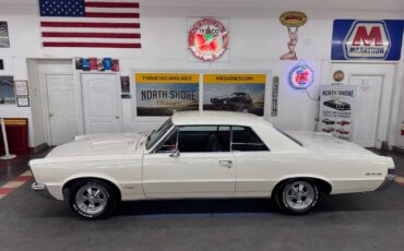 Pontiac-GTO-1965-20