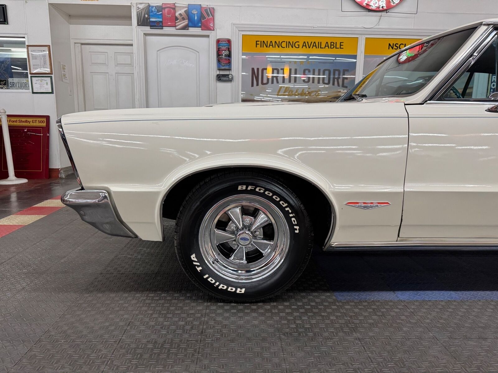 Pontiac-GTO-1965-21