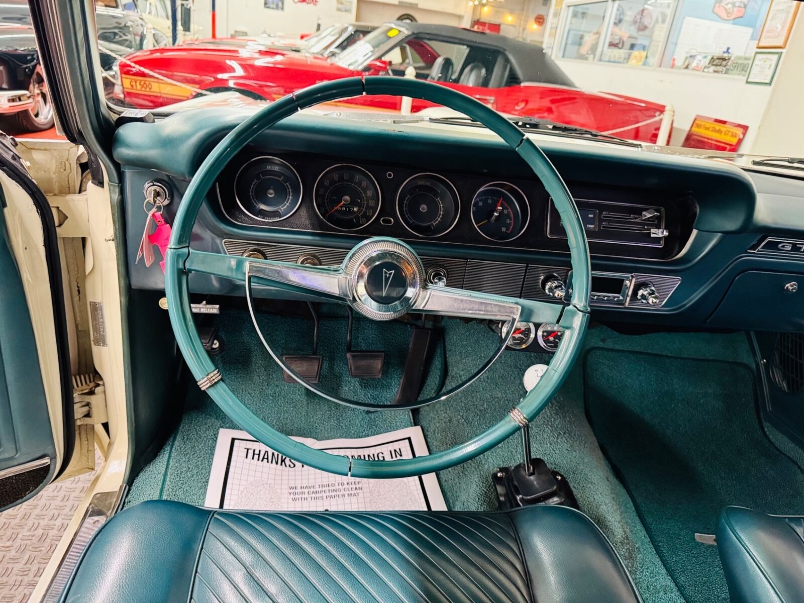 Pontiac-GTO-1965-33