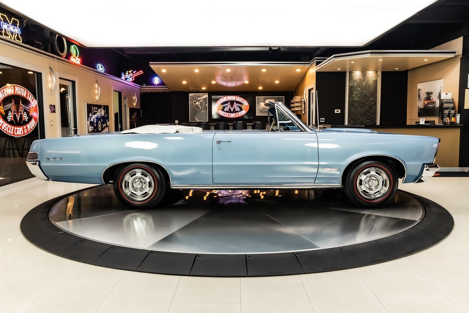 Pontiac-GTO-1965-Convertible-12