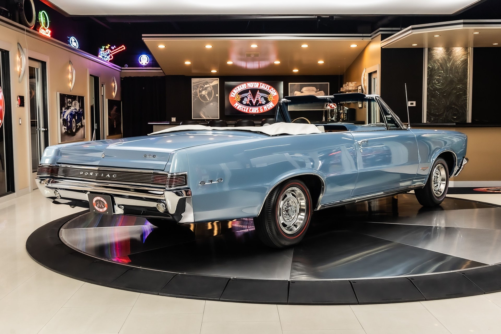 Pontiac-GTO-1965-Convertible-13